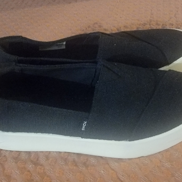 TOMS Black Slip-On Sneakers - Picture 2 of 5